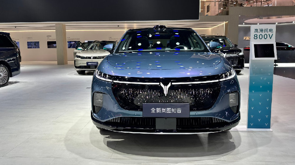 岚图知音：标配华为ADS 4.0，只要20万出头！有何优缺点？