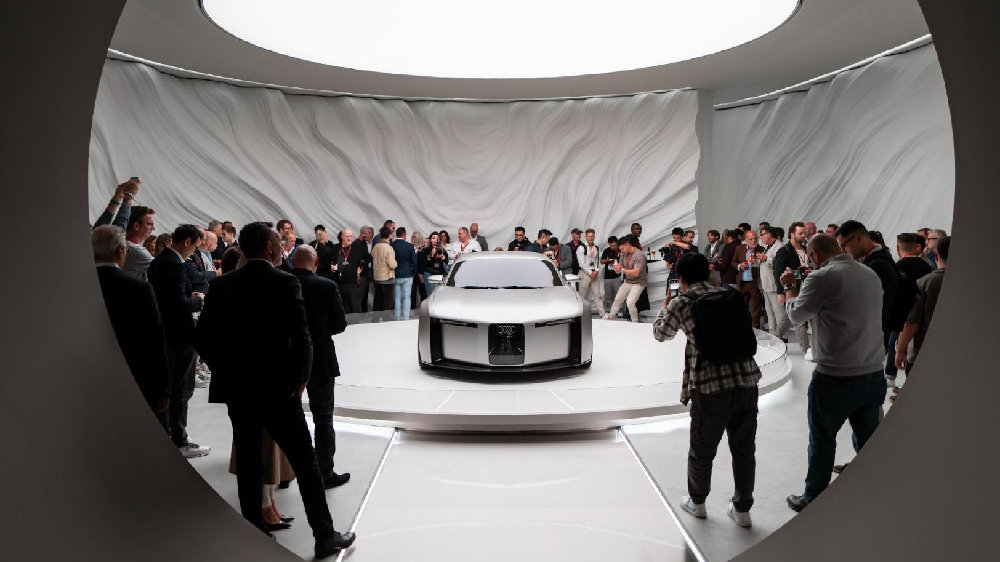 奥迪Concept C概念车亮相2025慕尼黑车展