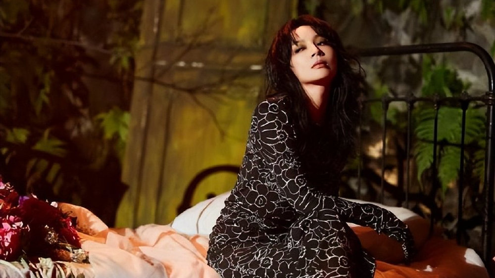 《浪姐7》网曝第一版拟邀阵容：36位姐姐，1位专业唱跳稳居C位