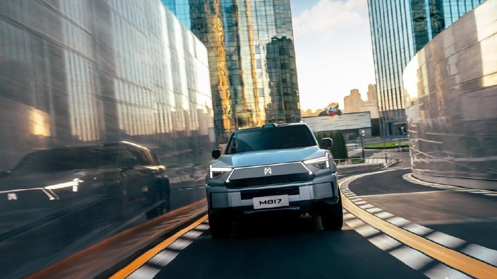 纯电续航215km 猛士M817 Max+版就是通勤人的“天选神车”