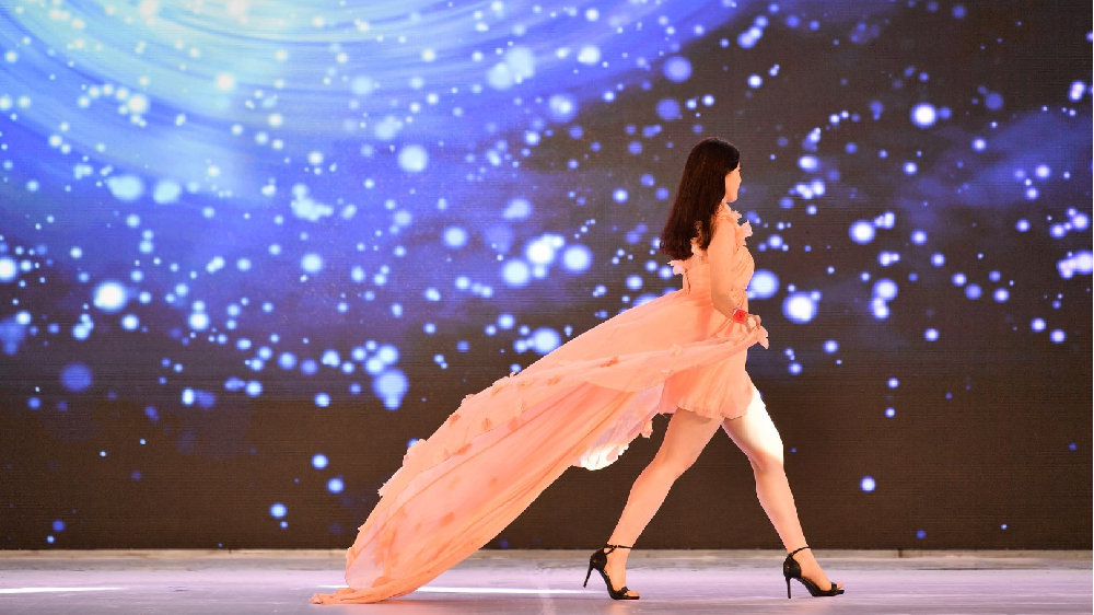 2025襄阳国际车展车模大赛（成人组）圆满落幕