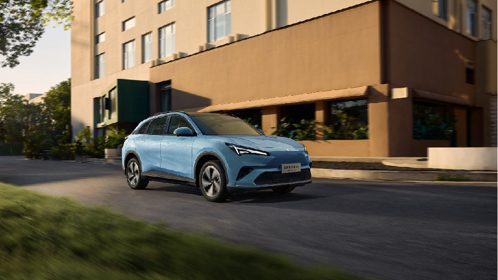 全新阿尔法T5上市：15万内唯一城市NOA SUV，双擎驱动重塑智能出行