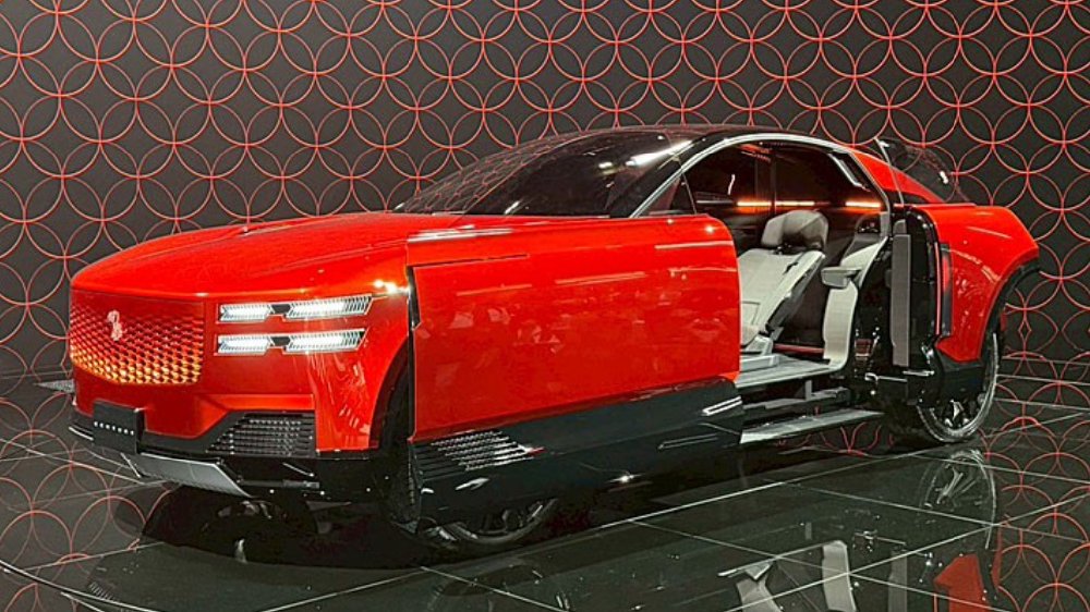 东京车展观察：丰田本土狂秀肌肉，比亚迪上演“猛龙过江”？