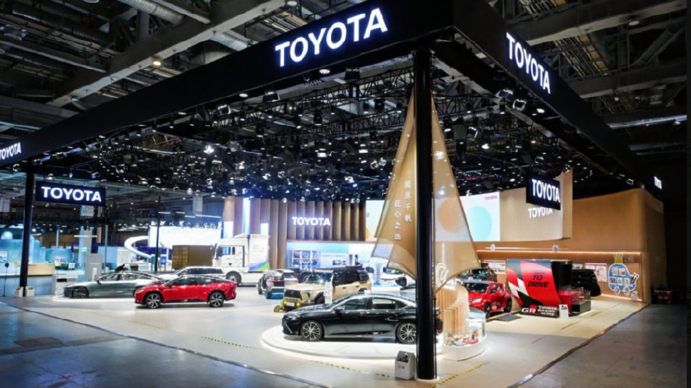 丰田的色彩哲学：长期主义底色，绘就移动出行多彩“画卷”