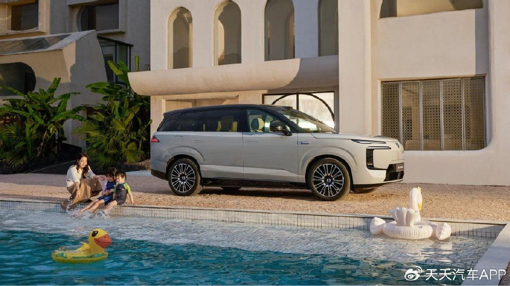 29.98万元-32.98万元！大六座安全豪华SUV腾势N8L正式上市