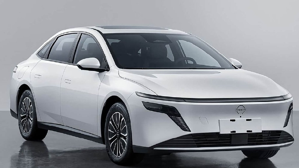 东风日产首款插混车内饰发布，依旧简洁，明天开启预售