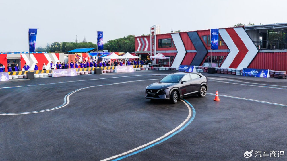 央视认证全球好车！长安马自达EZ-60从“第一发布”走向全球