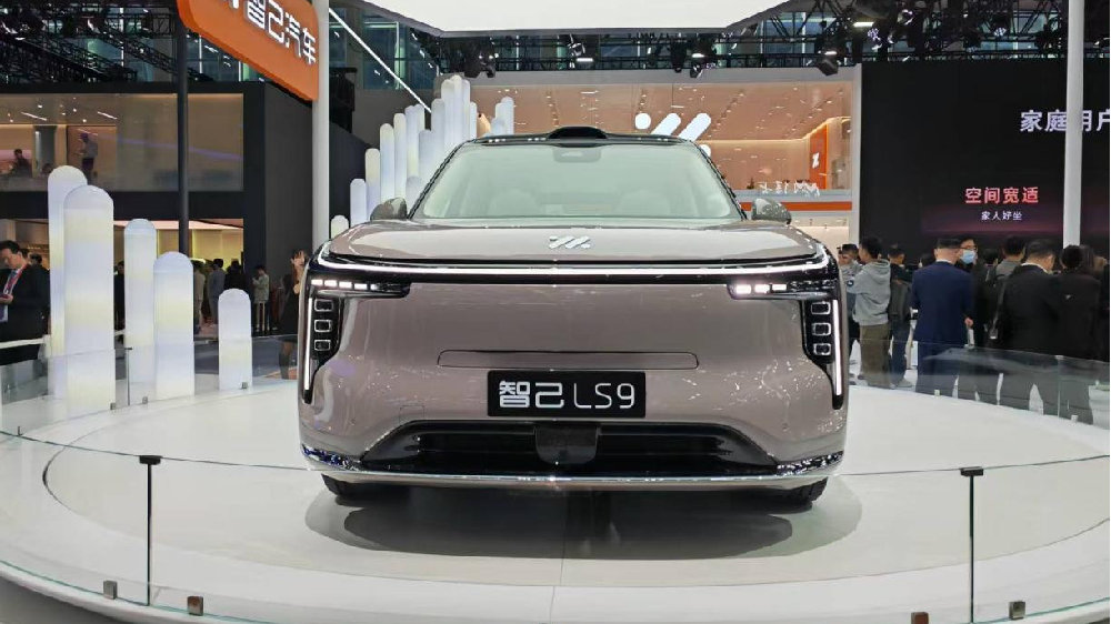 智己LS9广州车展开启交付，凭产品与“兜底”承诺俘获人心！