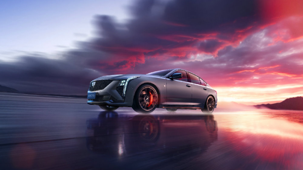 满改出厂 热血登场 凯迪拉克全新CT5新装亮相广州车展