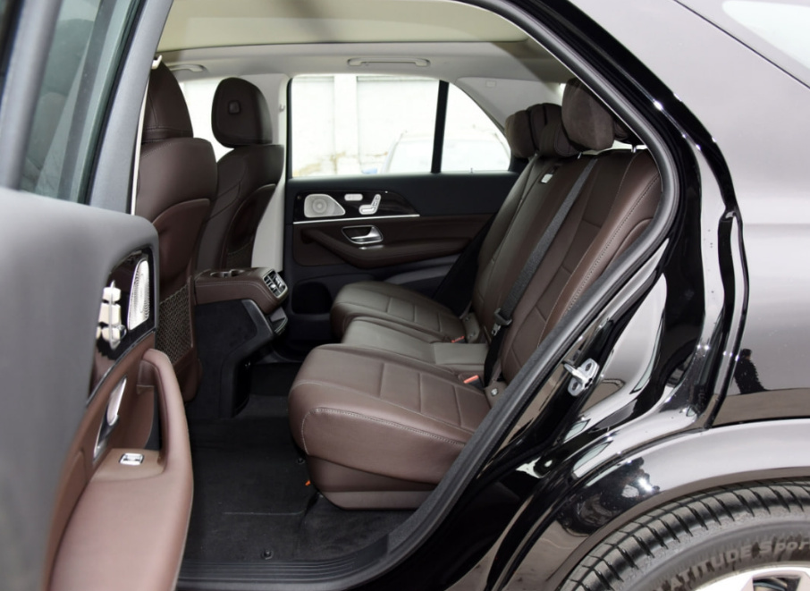 冤家路窄!奔驰GLE对比宝马X5,谁才是豪华中的扛把子?