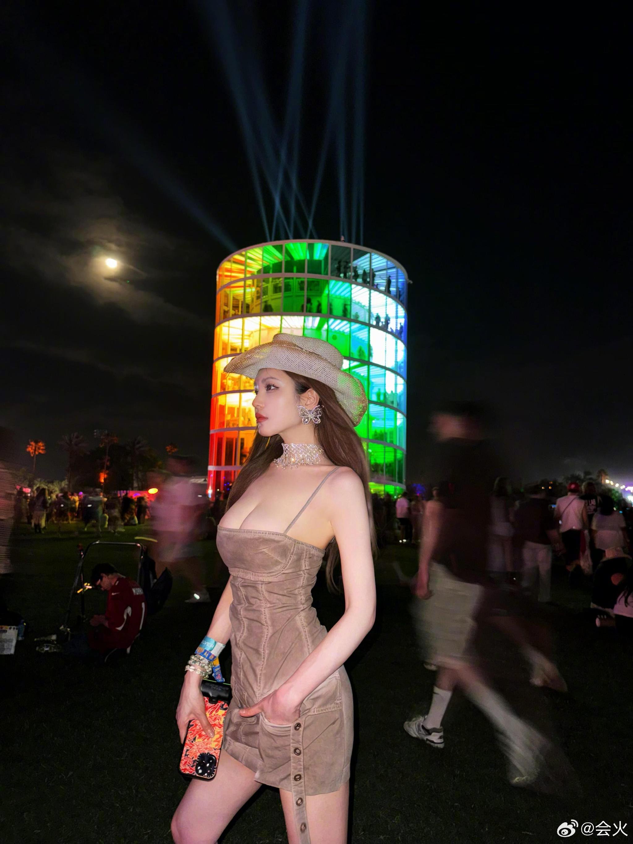 老天奶 原来周扬青身材这么辣