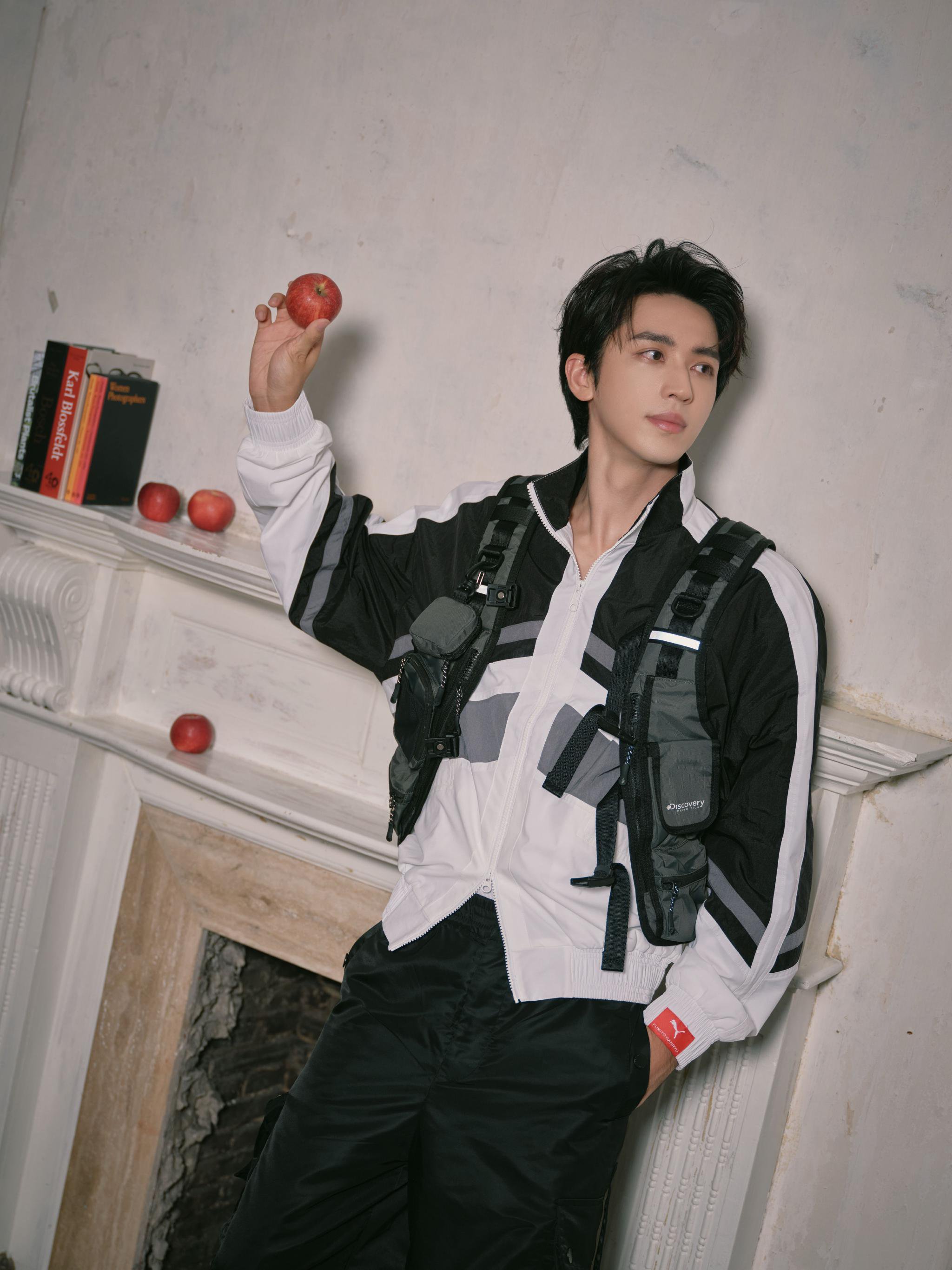 黑白之间，自有风格宣言， Boss@许魏洲ZZ 新图送上