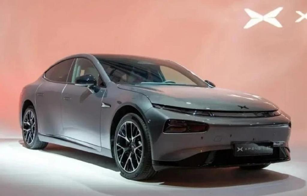 硬刚特斯拉Model Y?小鹏F30路测谍照曝光,有望年内发布