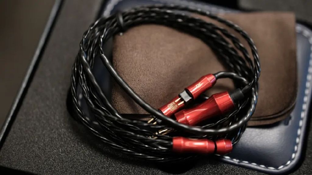 卖了十多年耳机的资深发烧友,第一次做耳机能做成啥样?休闲区蓝鸢梦想 - Www.slyday.coM 卖了十多年耳机的资深发烧友,第一次做耳机能做成啥样?休闲区蓝鸢梦想 - Www.slyday.coM