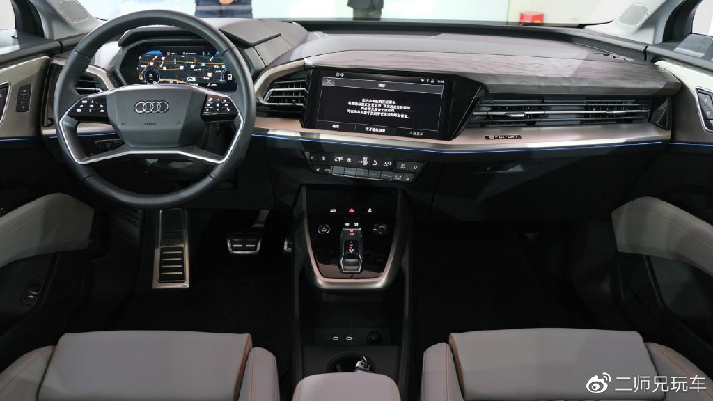 上市时都一鸣惊人,如今依旧火热,45万级3款纯电大块头SUV,选谁