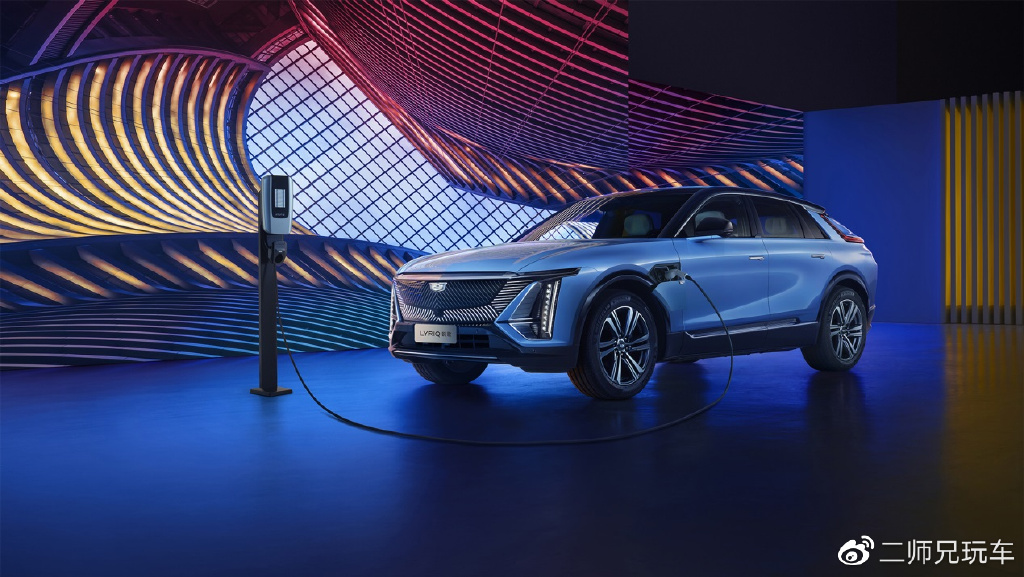 上市时都一鸣惊人,如今依旧火热,45万级3款纯电大块头SUV,选谁