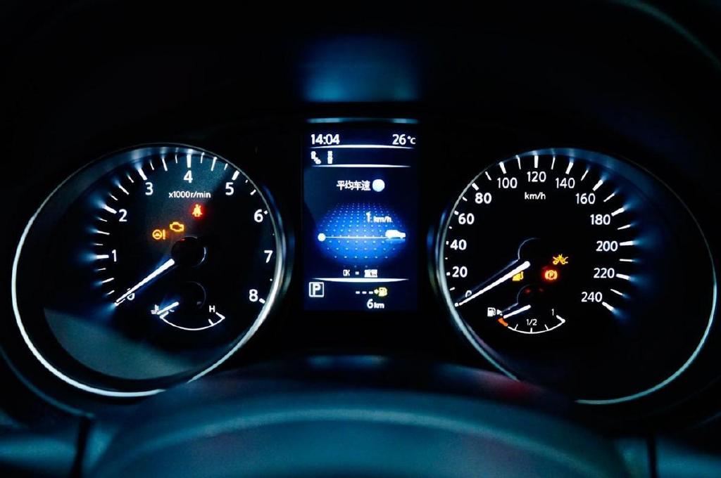 黑化装饰更酷 踏板方便儿童 日产逍客逍·夜版实拍简评休闲区蓝鸢梦想 - Www.slyday.coM 黑化装饰更酷 踏板方便儿童 日产逍客逍·夜版实拍简评休闲区蓝鸢梦想 - Www.slyday.coM