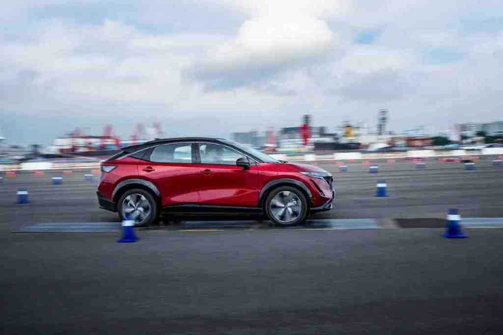 同级最舒适?“沙发厂”的这台新车,连扶手都是电动的!休闲区蓝鸢梦想 - Www.slyday.coM 同级最舒适?“沙发厂”的这台新车,连扶手都是电动的!休闲区蓝鸢梦想 - Www.slyday.coM