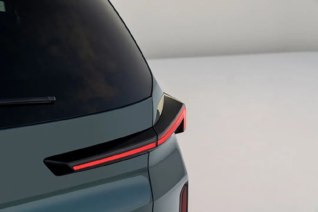 宝马来教你,什么才是500万内最好的SUV!休闲区蓝鸢梦想 - Www.slyday.coM 宝马来教你,什么才是500万内最好的SUV!休闲区蓝鸢梦想 - Www.slyday.coM