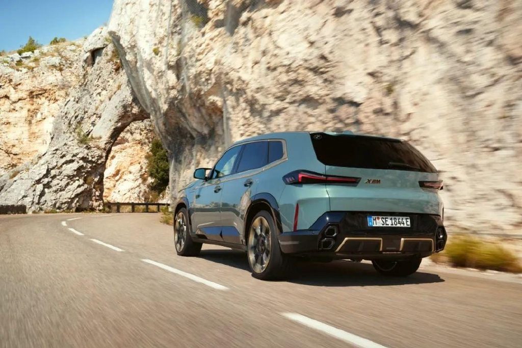 宝马来教你,什么才是500万内最好的SUV!休闲区蓝鸢梦想 - Www.slyday.coM 宝马来教你,什么才是500万内最好的SUV!休闲区蓝鸢梦想 - Www.slyday.coM