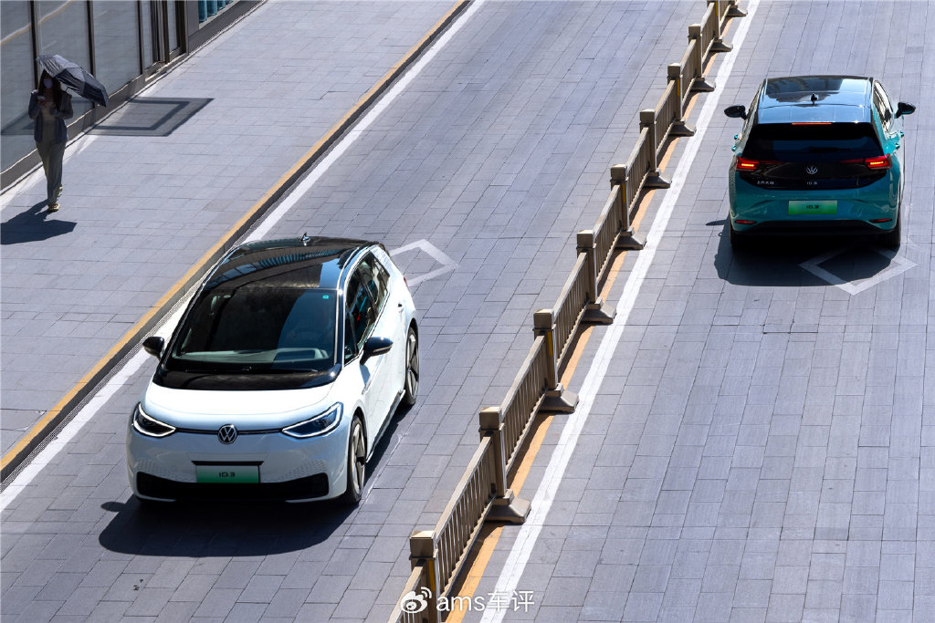 10万元出头就能“躺平”,纯电新来搅局者,没特点怎么行!