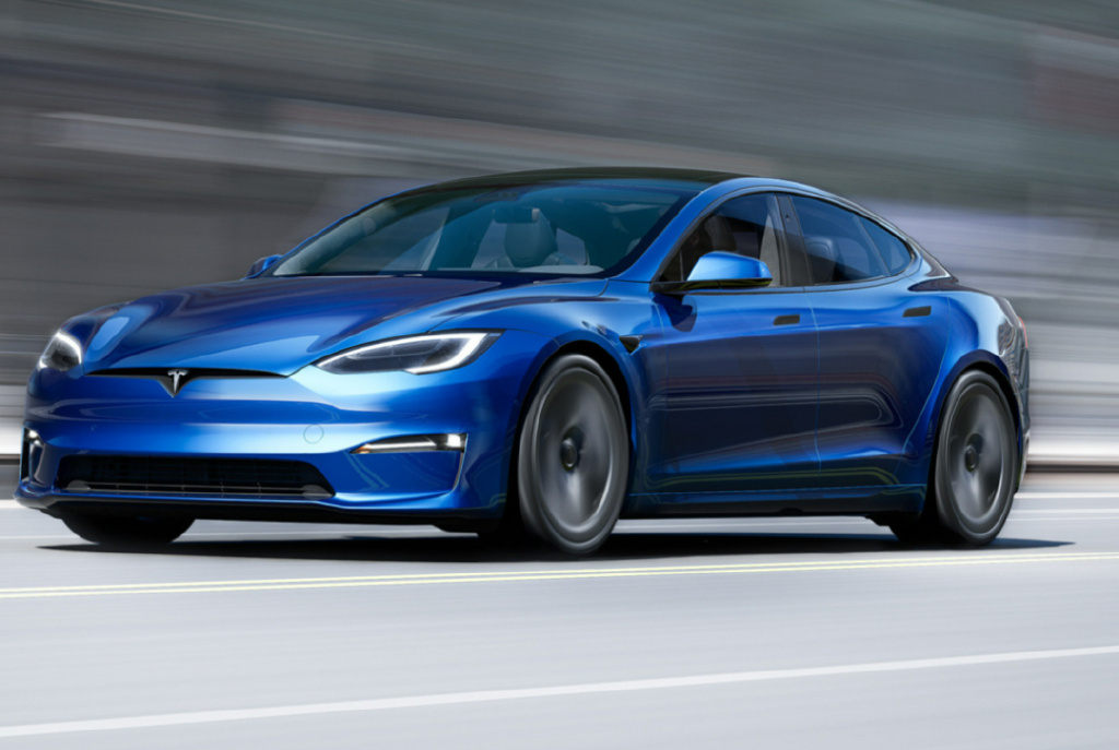 特斯拉Model S对比蔚来ET7,谁更符合年轻用户的胃口?