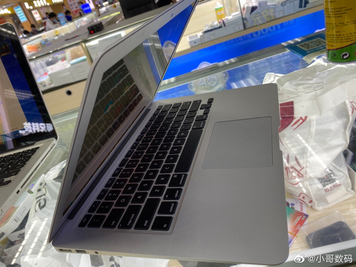 超薄本macbook air d32,17款,配置:13