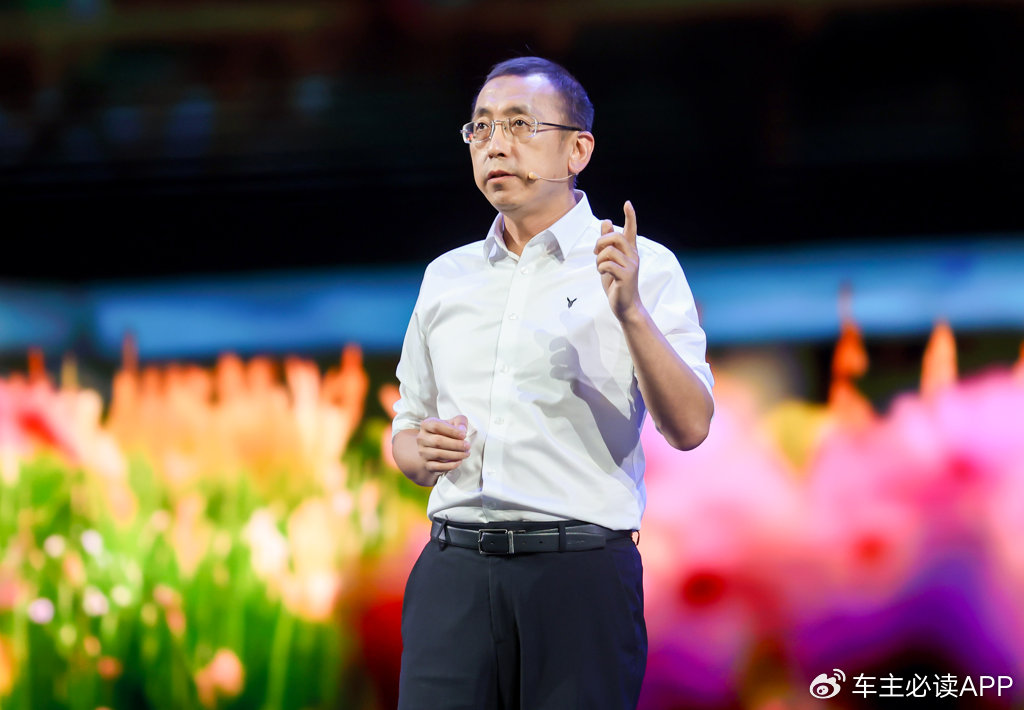 不用纠结配置无需花钱选装，全新岚图知音上市20.29万起全配齐