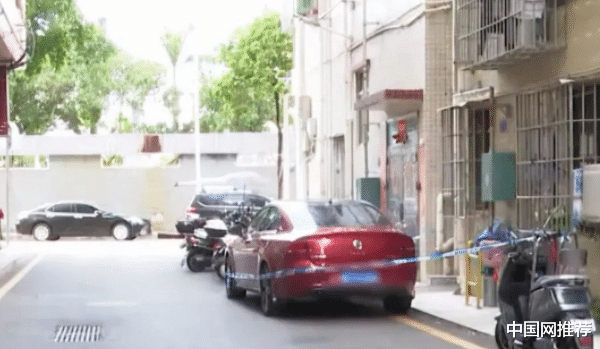 悲剧!3岁女童被锁车内身亡,被发现时口吐白沫休闲区蓝鸢梦想 - Www.slyday.coM 悲剧!3岁女童被锁车内身亡,被发现时口吐白沫休闲区蓝鸢梦想 - Www.slyday.coM