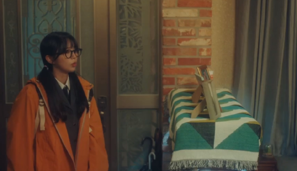 Disney+首部原创韩剧，开局不利，却揭开<a href=