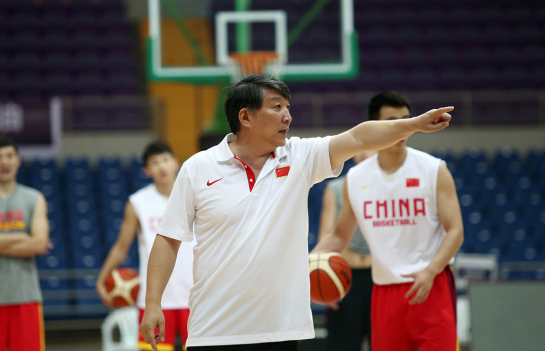 正式官宣！老牌名帅担任中国女篮主教练，能够率队重返巅峰吗？