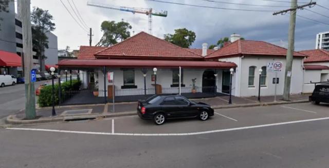 重磅!澳洲官宣:国境马上重开,与日韩旅游互通开启,新州惊现近百人确诊的超级传播,近千人为密接