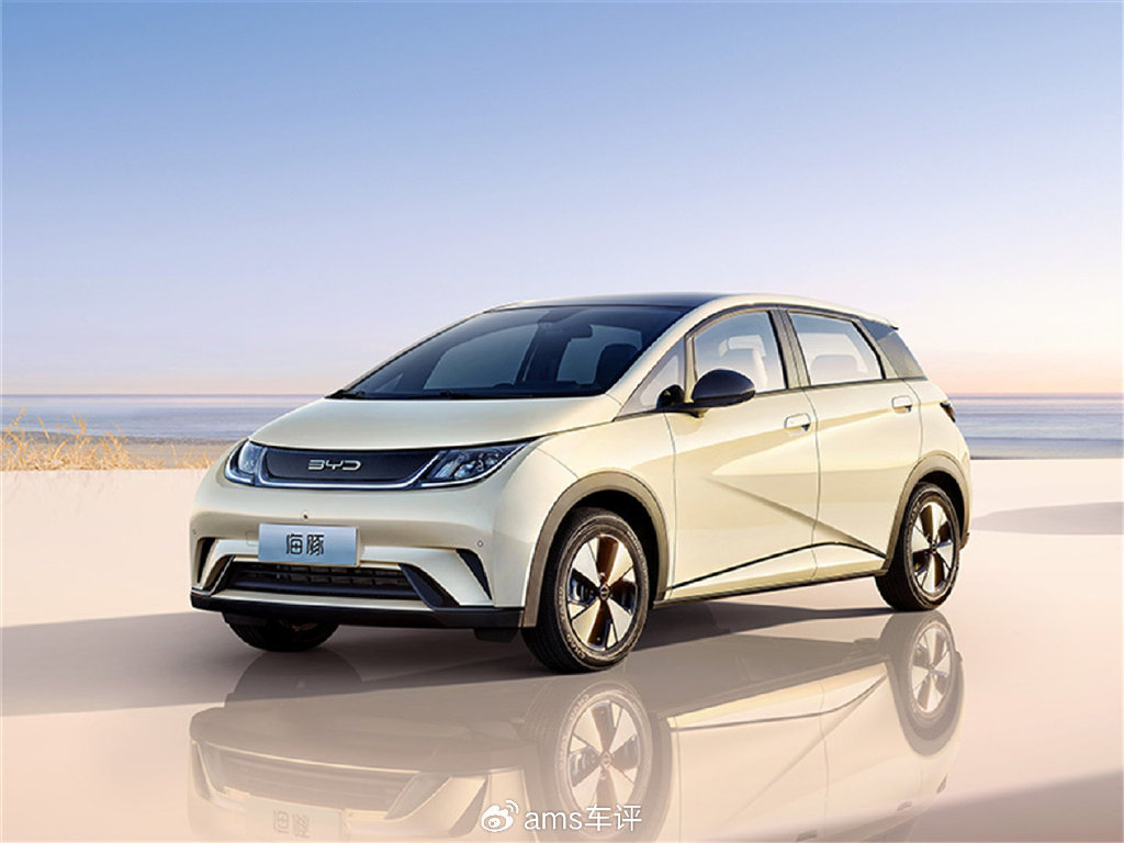 10万元出头就能“躺平”,纯电新来搅局者,没特点怎么行!