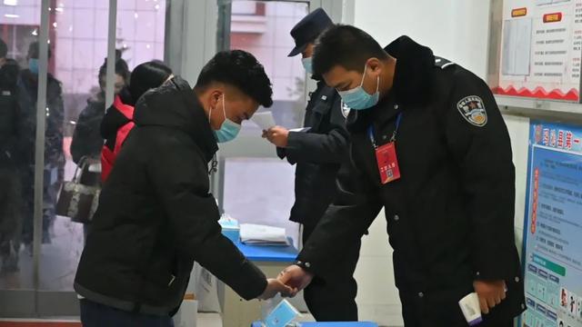 果洛州公安局2021年公开招聘留置看护警务辅助人员笔试工作顺利完成休闲区蓝鸢梦想 - Www.slyday.coM 果洛州公安局2021年公开招聘留置看护警务辅助人员笔试工作顺利完成休闲区蓝鸢梦想 - Www.slyday.coM