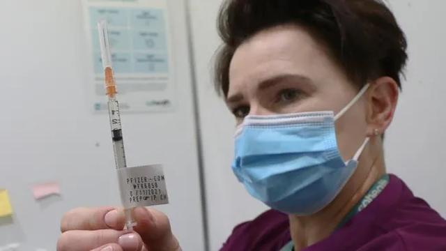 重磅!澳洲官宣:国境马上重开,与日韩旅游互通开启,新州惊现近百人确诊的超级传播,近千人为密接