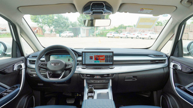 价格不变,更大更省油的吉利嘉际L对比传祺M6如何?