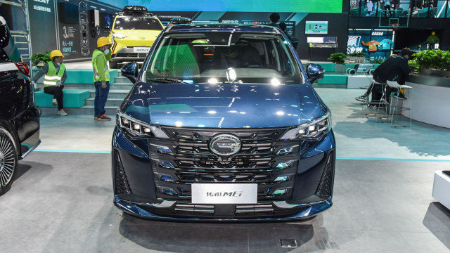 价格不变,更大更省油的吉利嘉际L对比传祺M6如何?