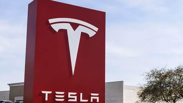 中国市场救了马斯克，不然特斯拉就跌惨了，首富地位不稳啊