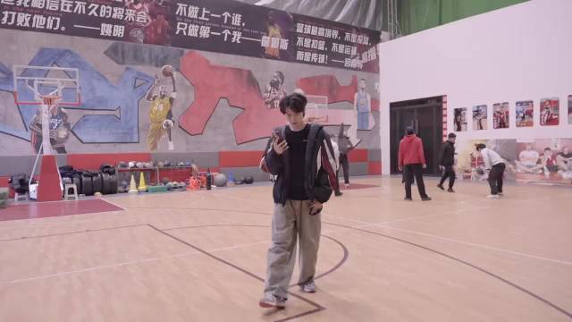 当无厘头喜剧突然切换成西装暴徒！致敬星爷！