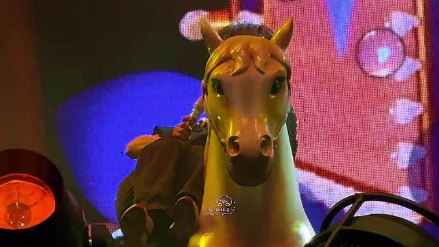 神经病啊，你笑死我算了！