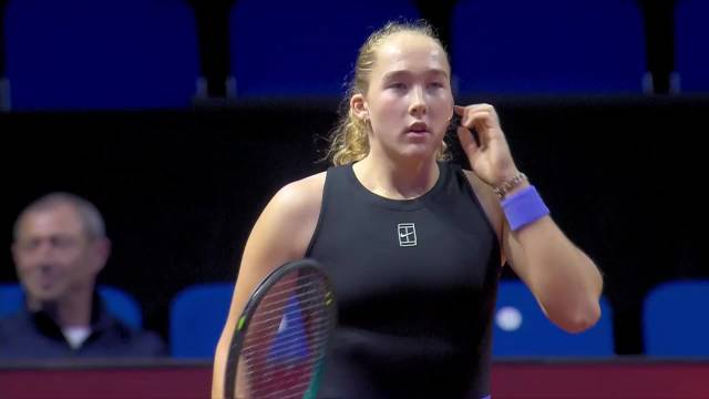 【回放】WTA500斯图加特站1/4决赛:斯瓦泰克vs安德列娃 第一盘_新闻