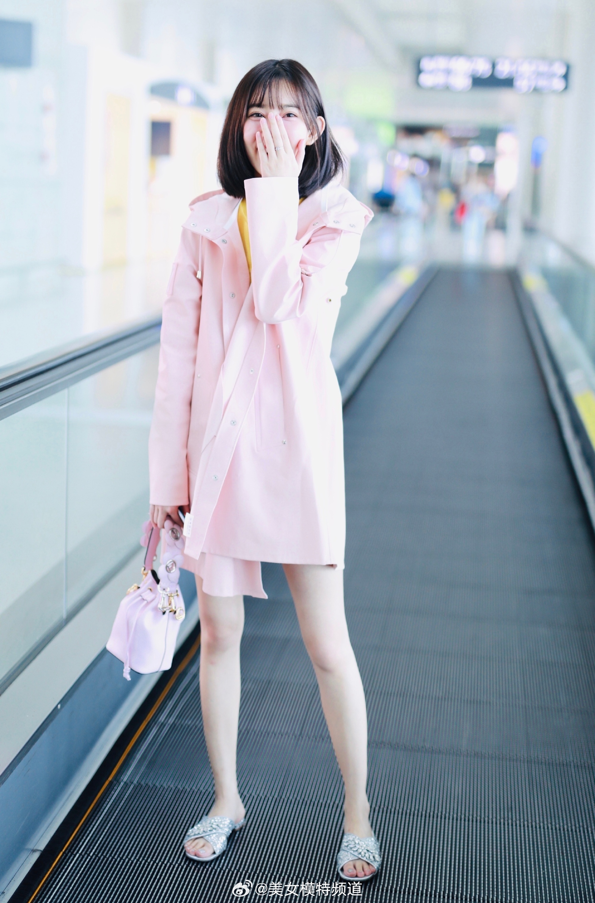 孟子义美腿写真