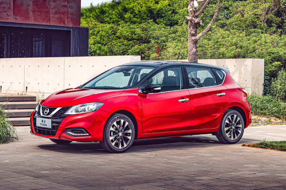 怎么选?全新日产<A href=http://www.jsche.net/auto/dongfeng_Nissan/qida.html TARGET=_blank><font color=#cccccc>骐达</font></a>对比大众<A href=http://www.jsche.net/auto/Yiqi_VW/gaoerfu.html TARGET=_blank><font color=#cccccc>高尔夫</font></a>