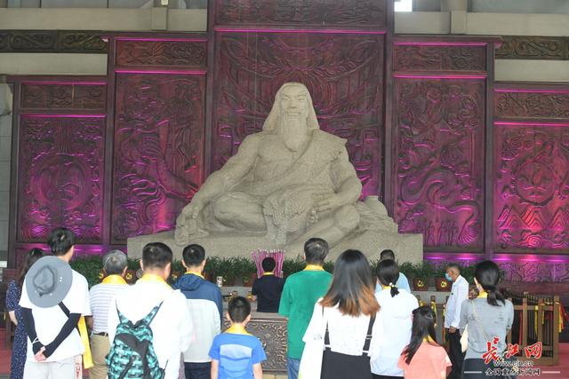 随州地区祭拜炎帝始祖历史有多早？曾侯乙墓里四个字说明一切｜始 