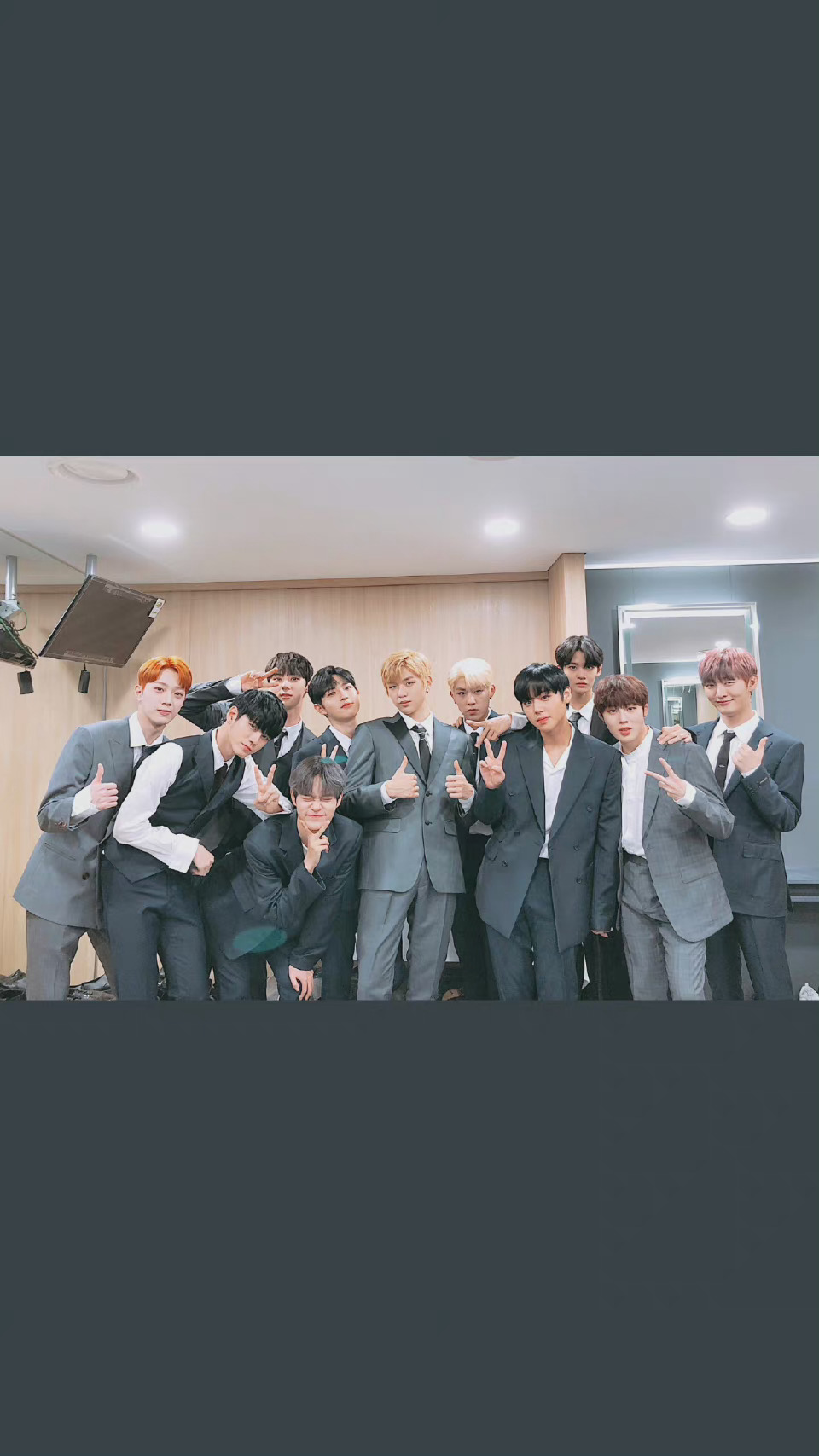 wannaone合照,wannaone个人照 金在奂ins上传wannaone合照是谁又拿起了洗碗布我们黄金碗