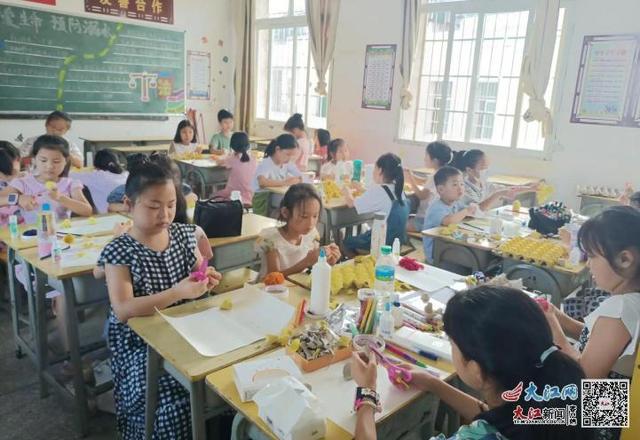 大学生如何通过技能服务赚取生活费？解析合规兼职路径