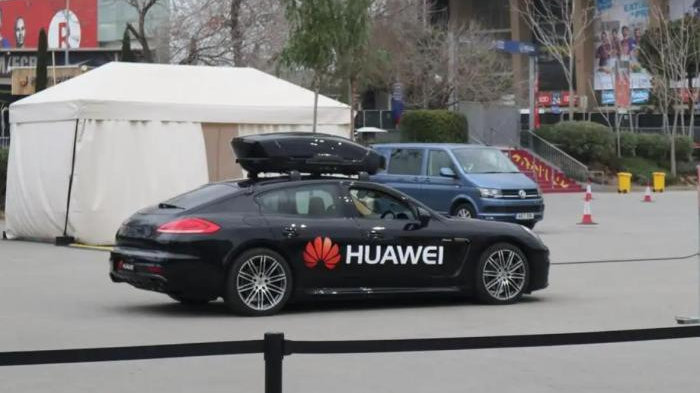 特斯拉认怂，向华为学习，重拾曾经抛弃了的雷达方案
