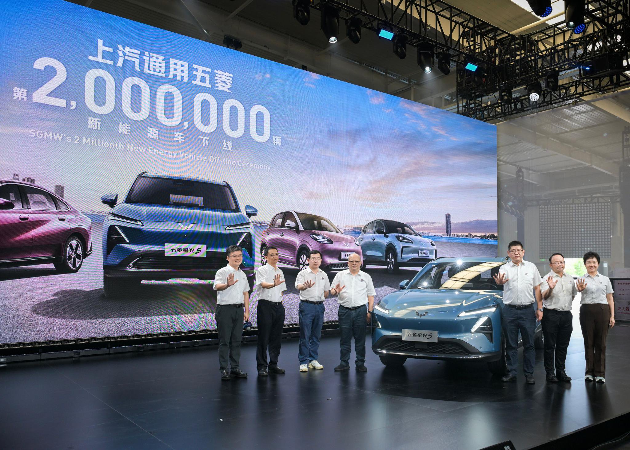 五菱如何成为200万人民之选 中国五菱一回首 已经这么厉害了