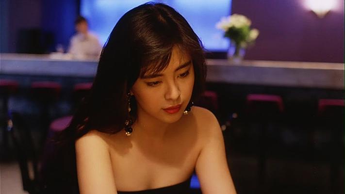 王祖贤,台湾出道于香港发展著名电影女演员