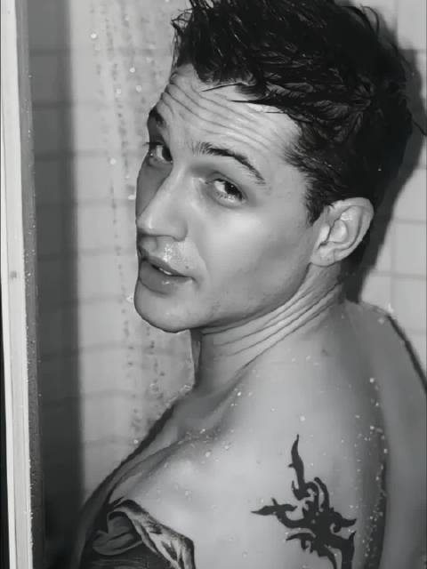 全英国的上嘴唇都在这里了